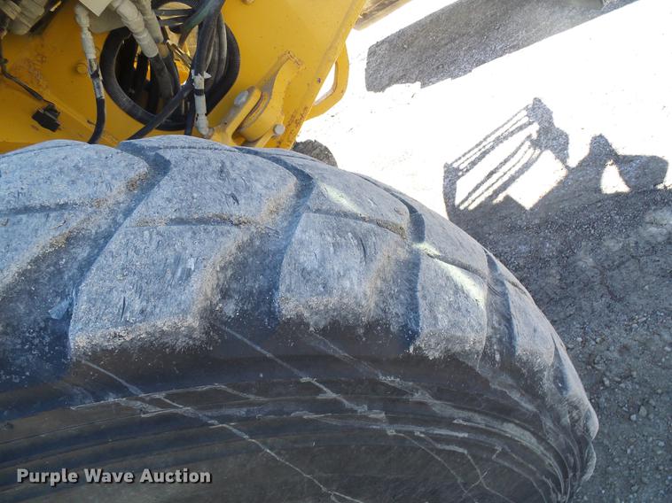 image for item DF7154 2010 John Deere 670G motor grader