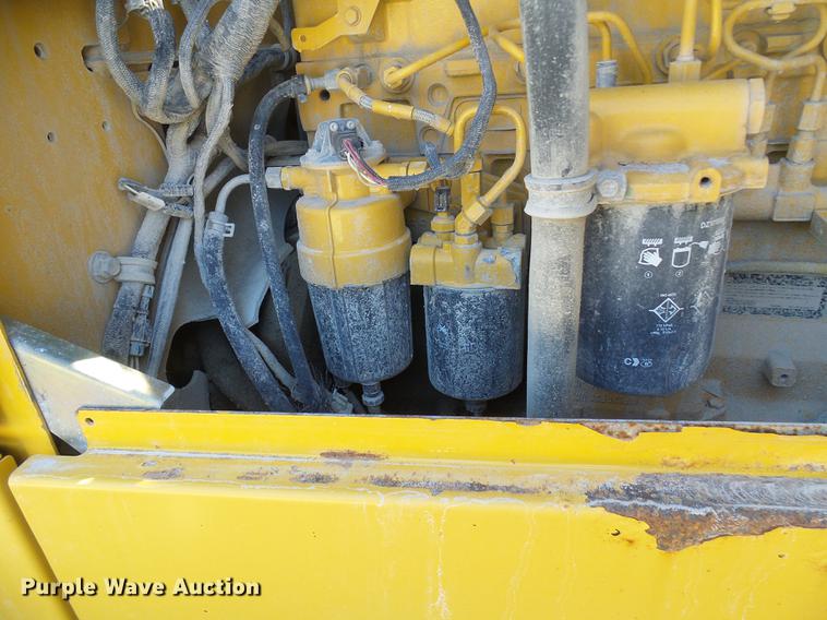 image for item DF7154 2010 John Deere 670G motor grader