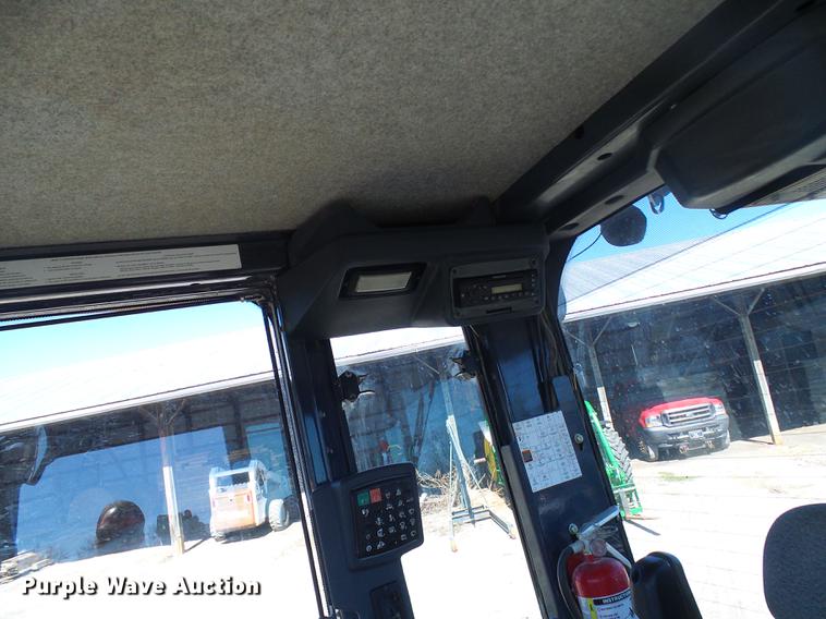 image for item DF7154 2010 John Deere 670G motor grader