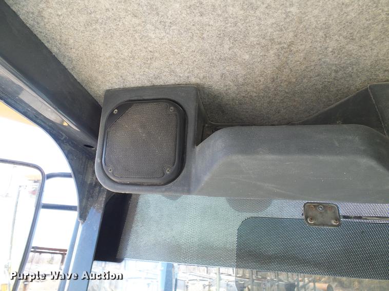 image for item DF7154 2010 John Deere 670G motor grader