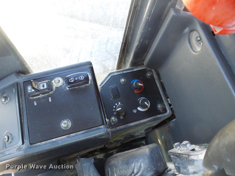 image for item DF7154 2010 John Deere 670G motor grader