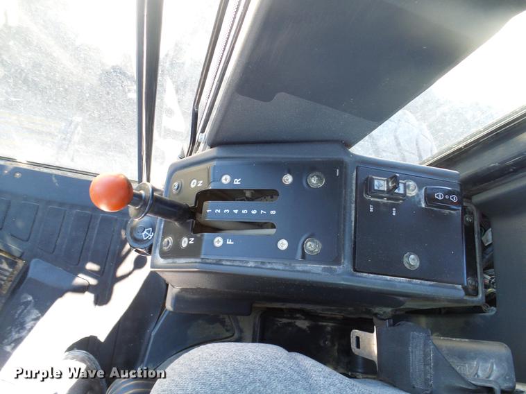 image for item DF7154 2010 John Deere 670G motor grader