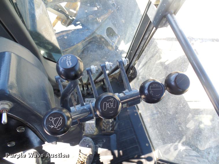 image for item DF7154 2010 John Deere 670G motor grader