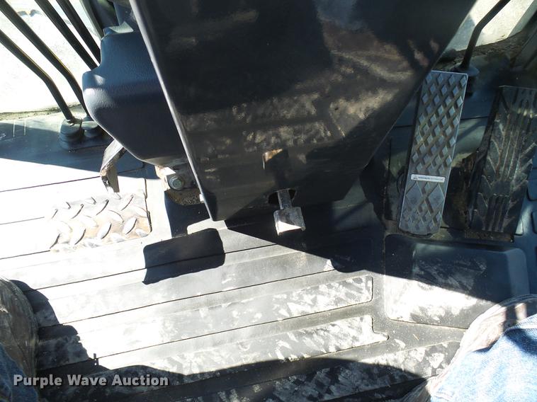 image for item DF7154 2010 John Deere 670G motor grader