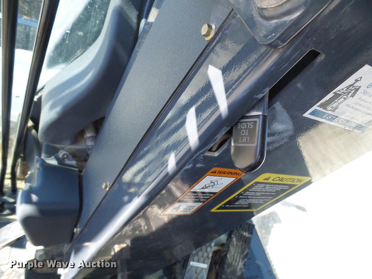 image for item DF7154 2010 John Deere 670G motor grader