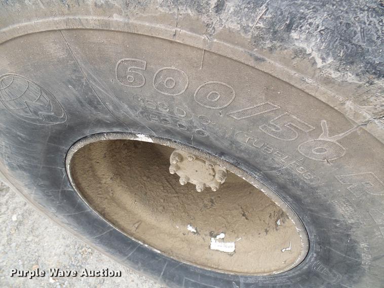 image for item DF7161 1999 International 4800 bucket truck