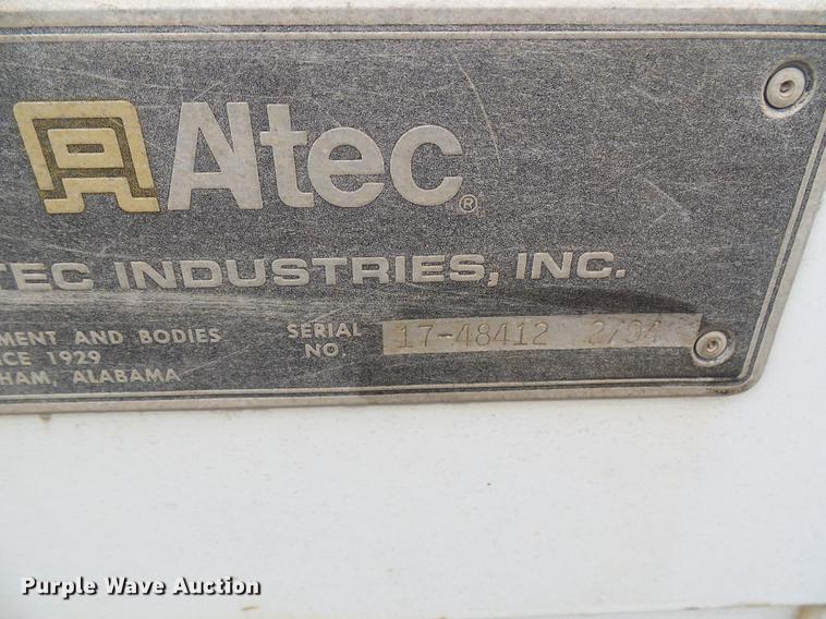 image for item DF7164 1994 International 4800 bucket truck