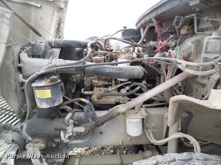 image for item DF7167 2001 Freightliner FL70 bucket truck