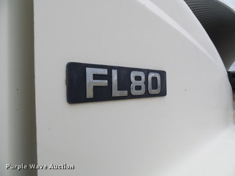 image for item DF7168 1999 Freightliner FL80 bucket truck