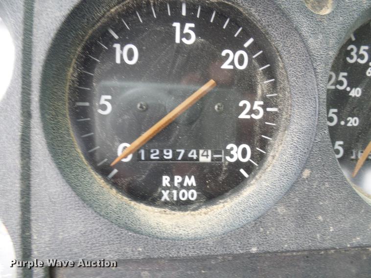 image for item DF7168 1999 Freightliner FL80 bucket truck