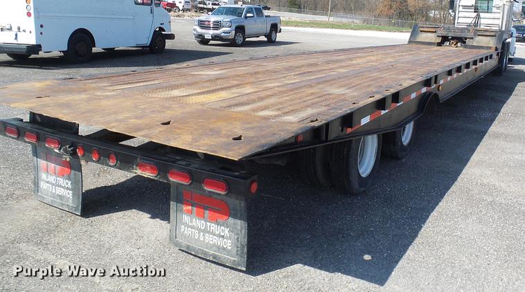 image for item DF7175 1994 Landoll tilt deck equipment trailer