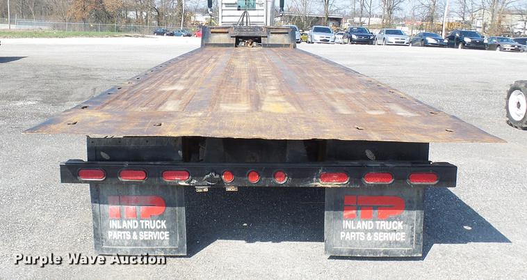 image for item DF7175 1994 Landoll tilt deck equipment trailer