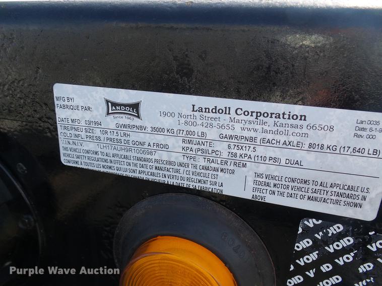 image for item DF7175 1994 Landoll tilt deck equipment trailer
