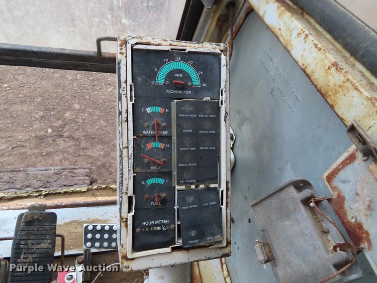 image for item DF7710 1994 Daewoo DH280 excavator