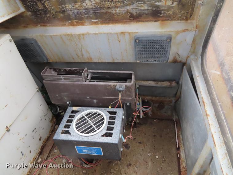 image for item DF7710 1994 Daewoo DH280 excavator