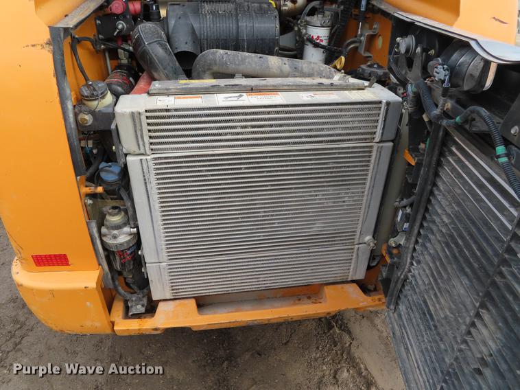 image for item DF7714 2015 Case SR270 skid steer