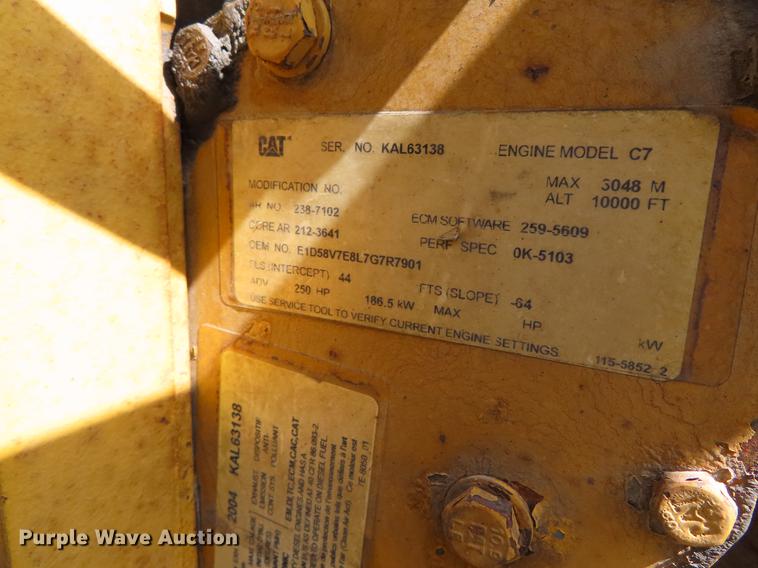 image for item DF7722 2005 Kenworth T300 service truck with crane