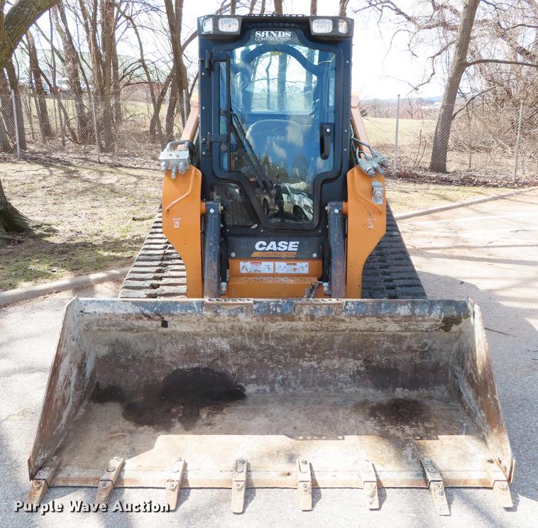 image for item DF7723 2015 Case TV380 skid steer