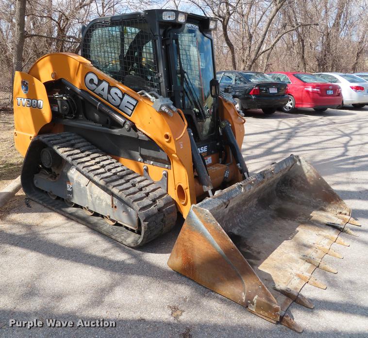 image for item DF7723 2015 Case TV380 skid steer
