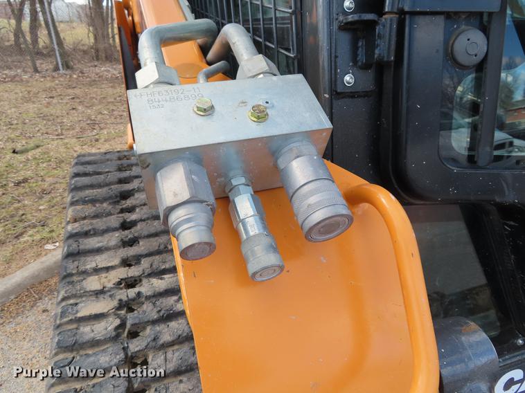 image for item DF7723 2015 Case TV380 skid steer