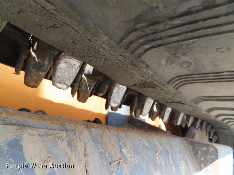 image for item DF7723 2015 Case TV380 skid steer