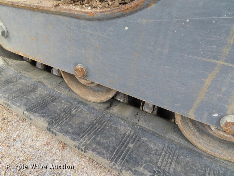 image for item DF7723 2015 Case TV380 skid steer