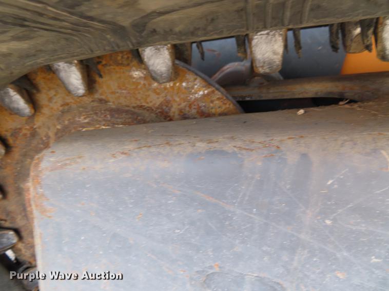 image for item DF7723 2015 Case TV380 skid steer