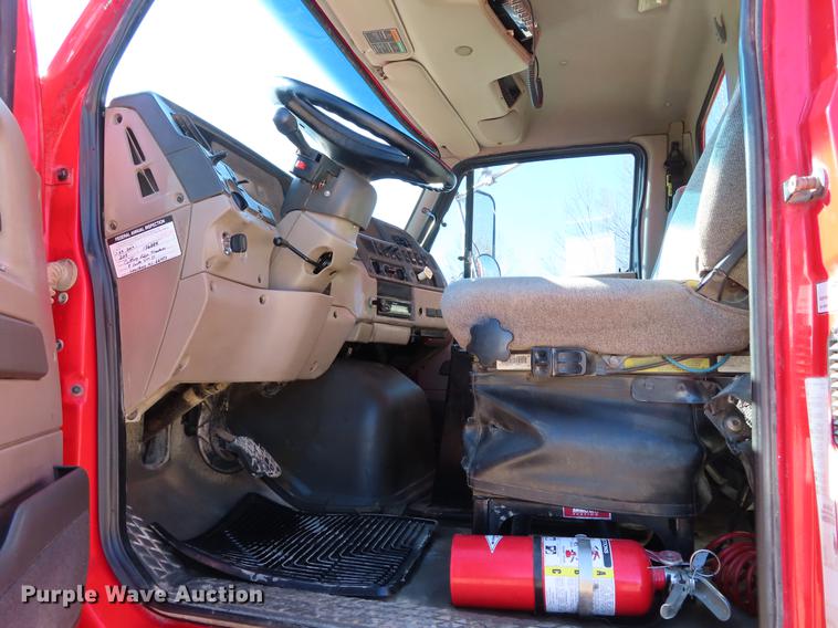 image for item DF7727 2008 Sterling LT9500 dump truck