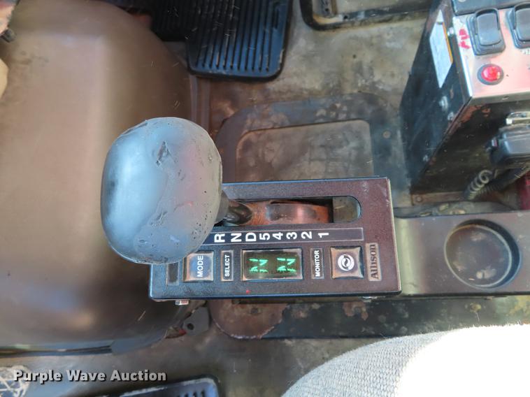 image for item DF7727 2008 Sterling LT9500 dump truck