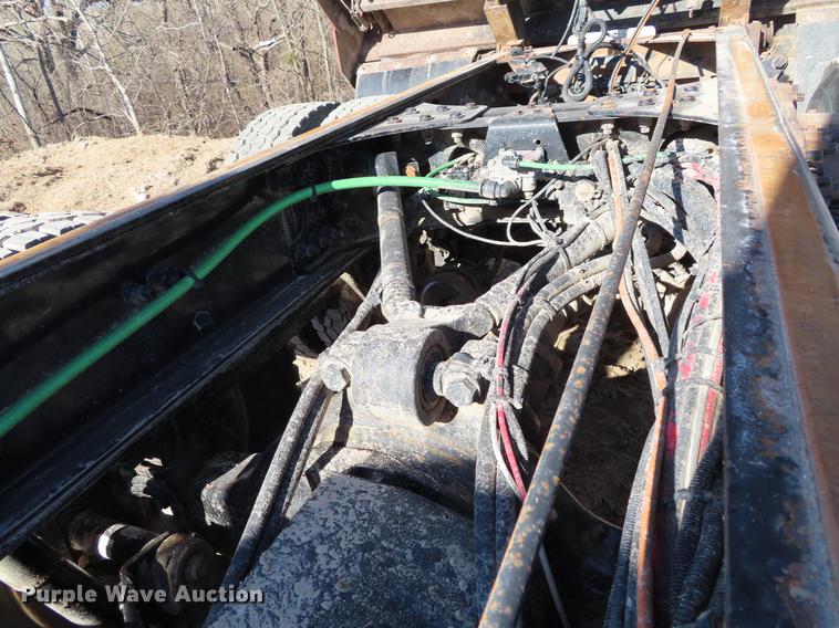 image for item DF7727 2008 Sterling LT9500 dump truck