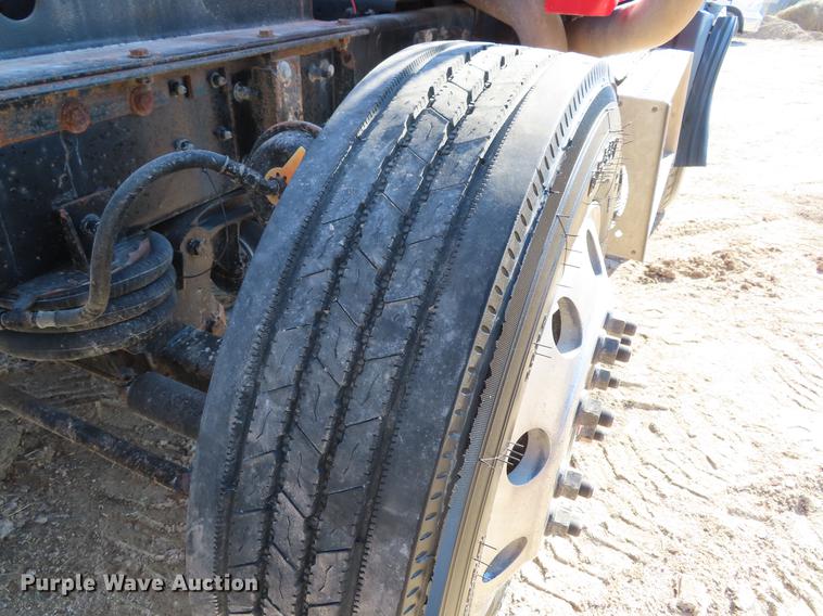 image for item DF7727 2008 Sterling LT9500 dump truck