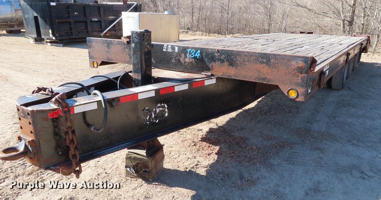 image for item DF7728 2005 Towmaster QT-50 equipment trailer