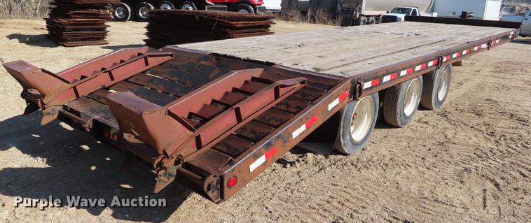 image for item DF7728 2005 Towmaster QT-50 equipment trailer