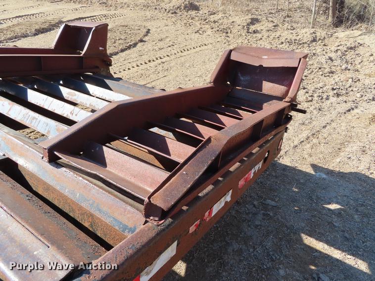 image for item DF7728 2005 Towmaster QT-50 equipment trailer