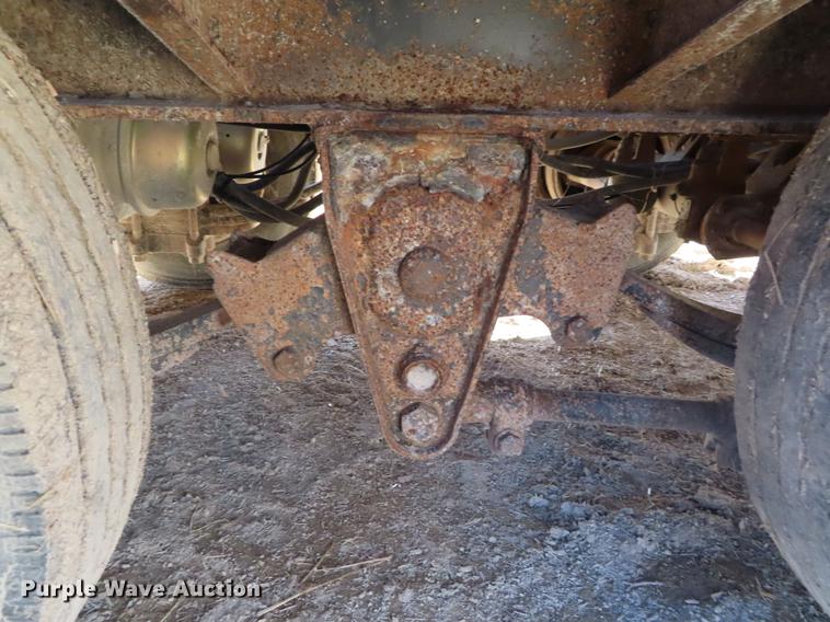 image for item DF7728 2005 Towmaster QT-50 equipment trailer