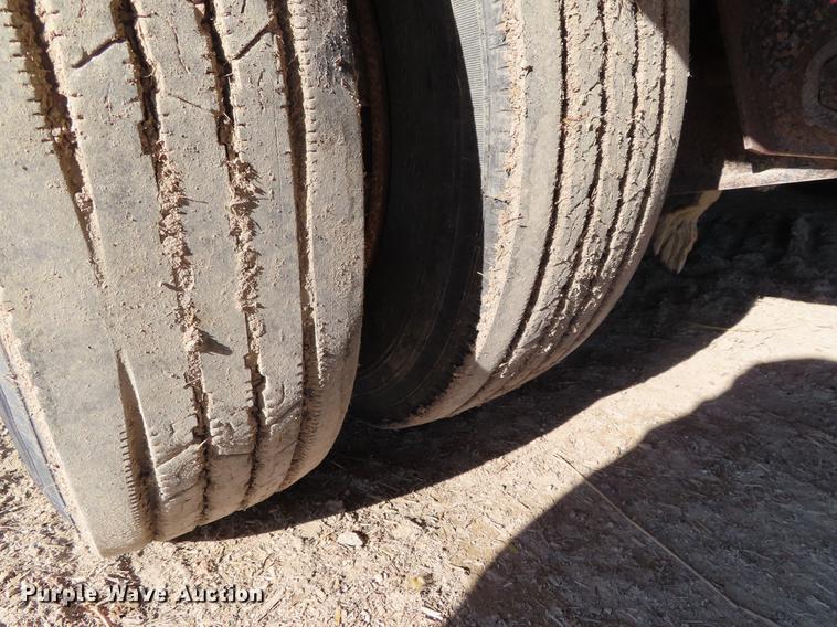 image for item DF7728 2005 Towmaster QT-50 equipment trailer