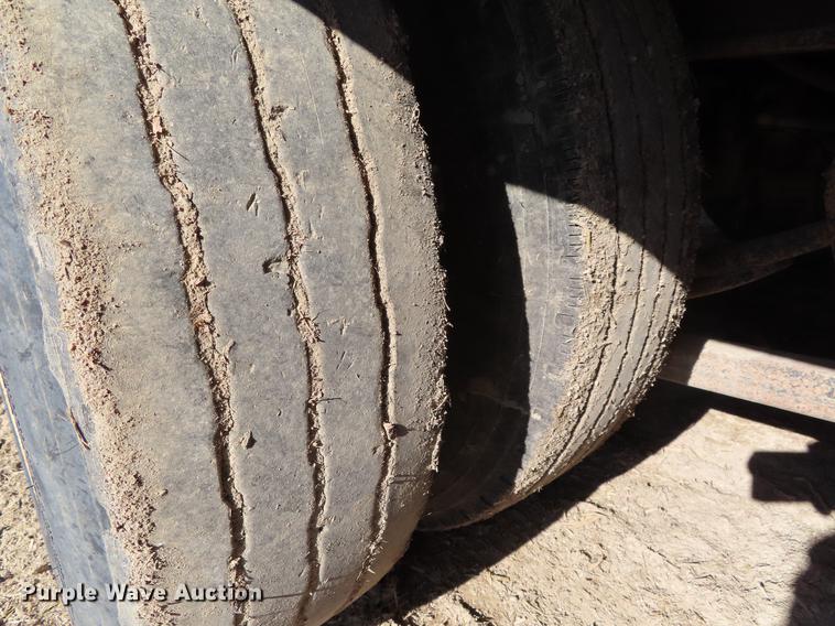 image for item DF7728 2005 Towmaster QT-50 equipment trailer