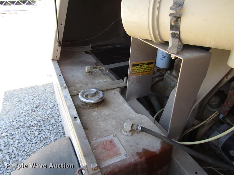 image for item DF7851 1994 Leroi air compressor