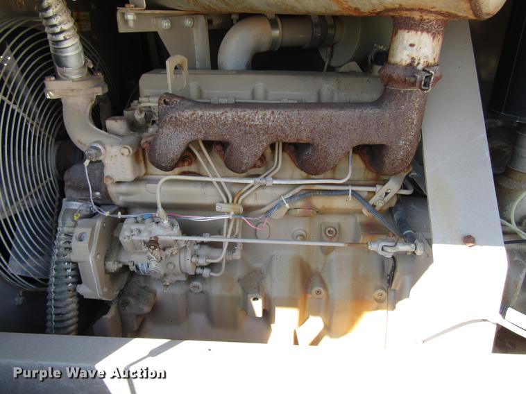 image for item DF7851 1994 Leroi air compressor