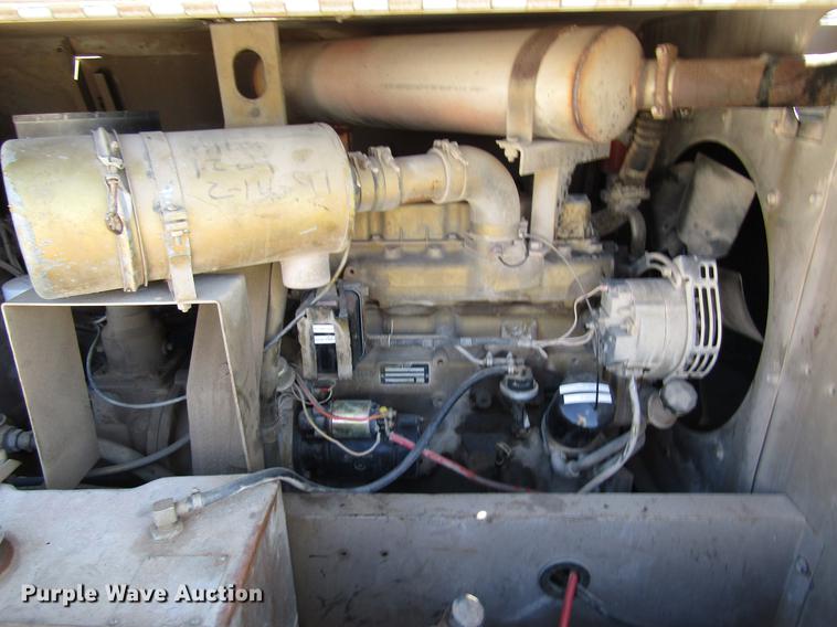 image for item DF7853 1992 Leroi air compressor