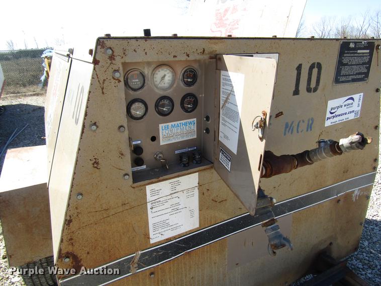 image for item DF7853 1992 Leroi air compressor