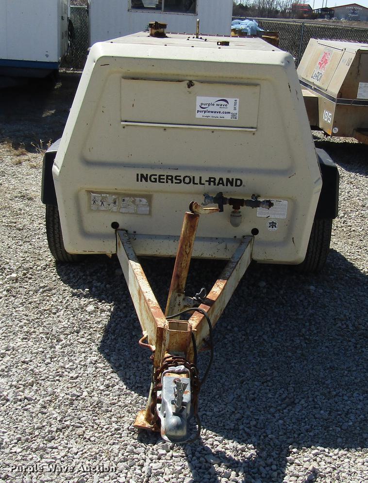 image for item DF7854 1995 Ingersoll Rand P175WD air compressor