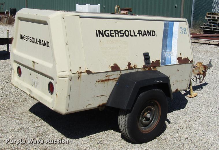 image for item DF7854 1995 Ingersoll Rand P175WD air compressor