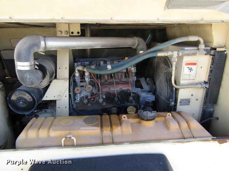 image for item DF7854 1995 Ingersoll Rand P175WD air compressor