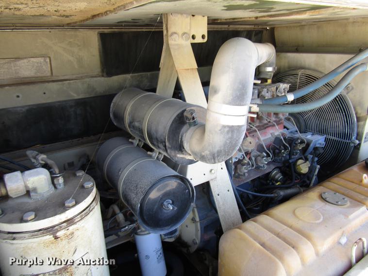 image for item DF7854 1995 Ingersoll Rand P175WD air compressor