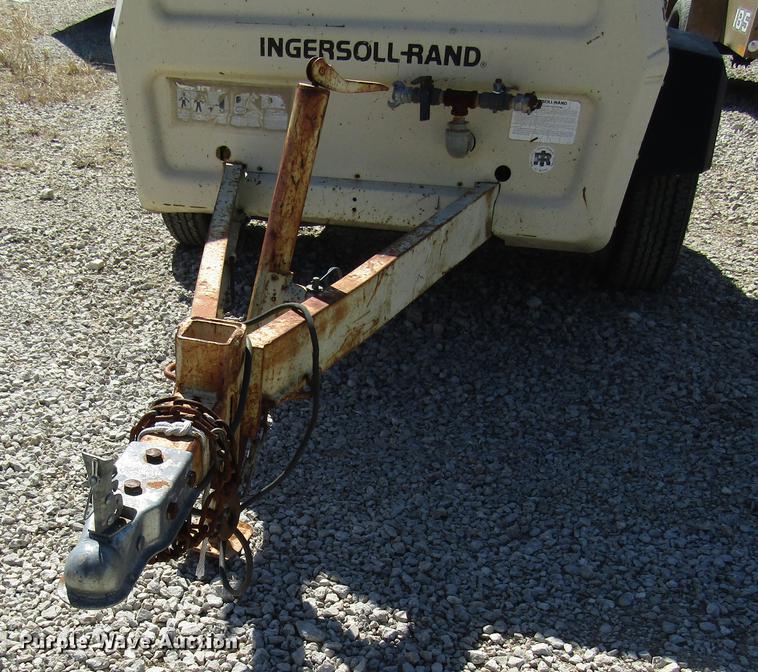 image for item DF7854 1995 Ingersoll Rand P175WD air compressor