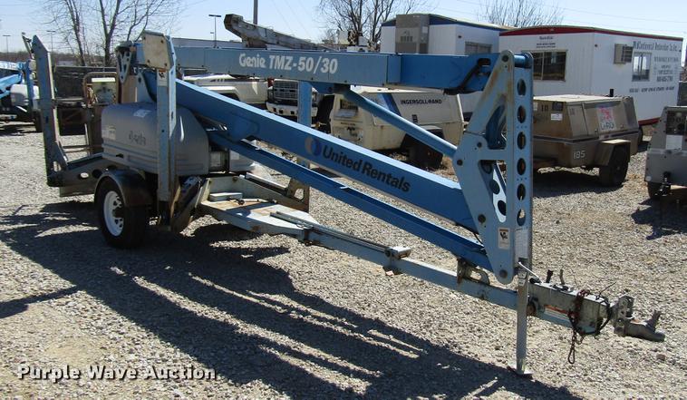 image for item DF7856 2003 Genie TMZ-50/30 boom lift