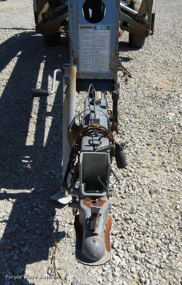 image for item DF7856 2003 Genie TMZ-50/30 boom lift