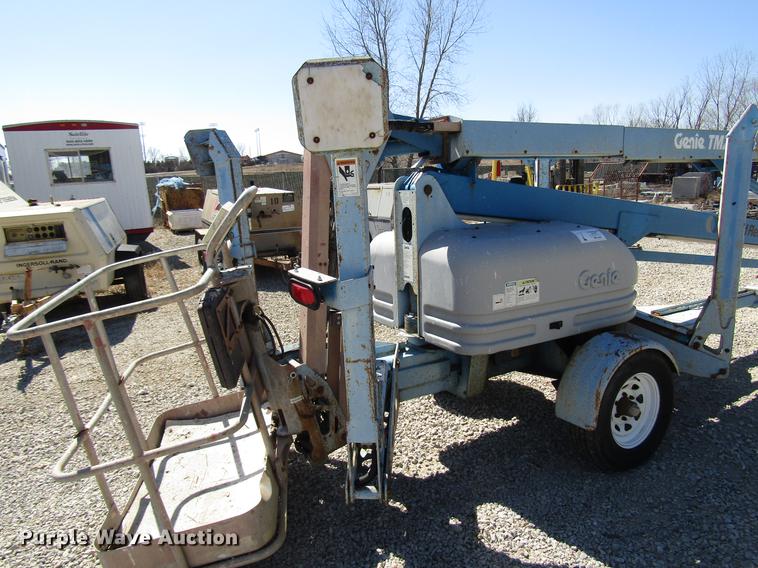 image for item DF7856 2003 Genie TMZ-50/30 boom lift