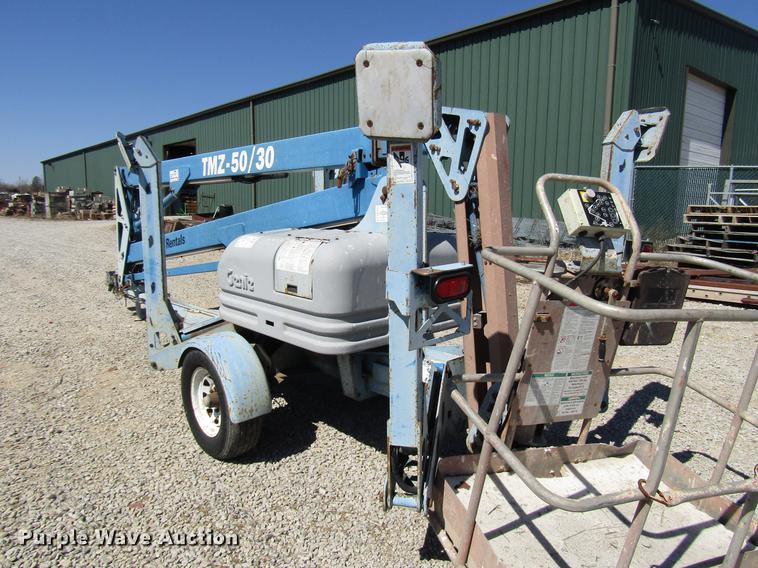 image for item DF7856 2003 Genie TMZ-50/30 boom lift